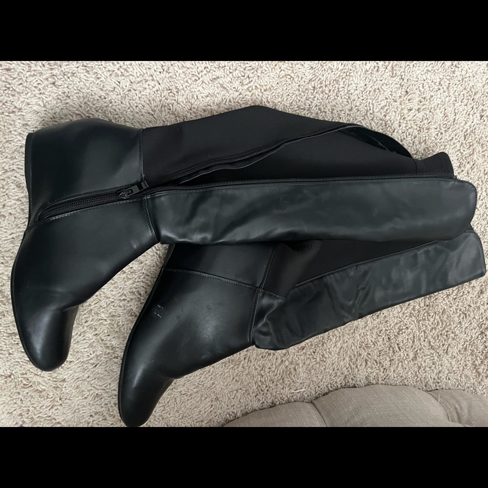 Aldo wedge stretch boot sz 8.5